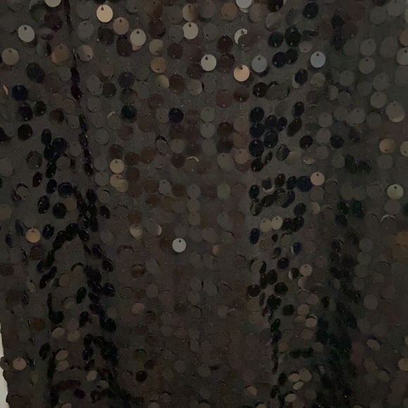 Black Sequined Tank - Picture 3 of 5